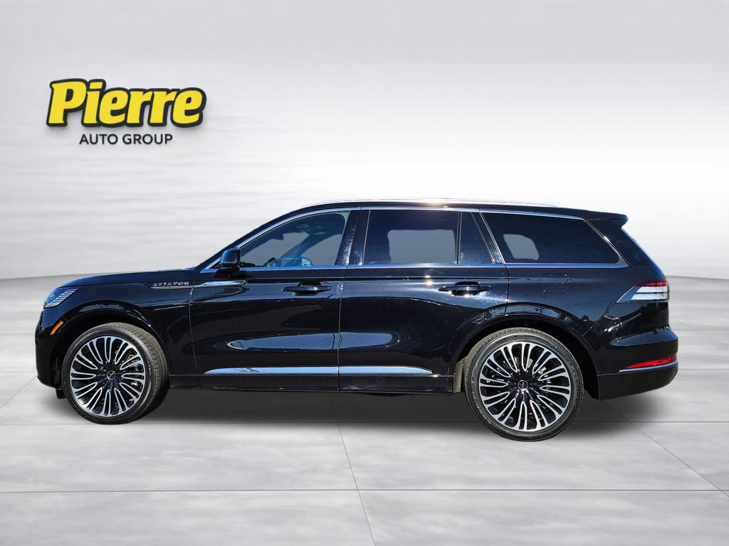Certified 2025 Lincoln Aviator Black Label AWD/4WD image 2