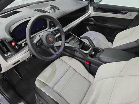 New 2026 Porsche Cayenne S AWD/4WD image 4