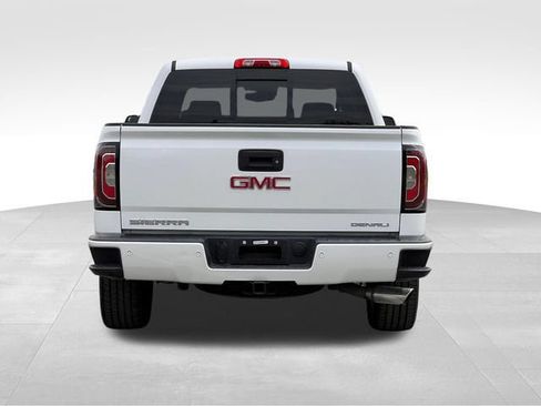 Used 2018 GMC Sierra 1500 Denali RWD image 4