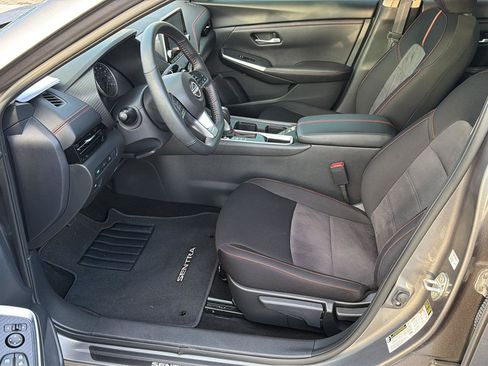 Used 2024 Nissan Sentra SR FWD image 10