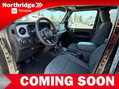 Used 2025 Jeep Wrangler Unlimited Sport S 4xe AWD/4WD image 5