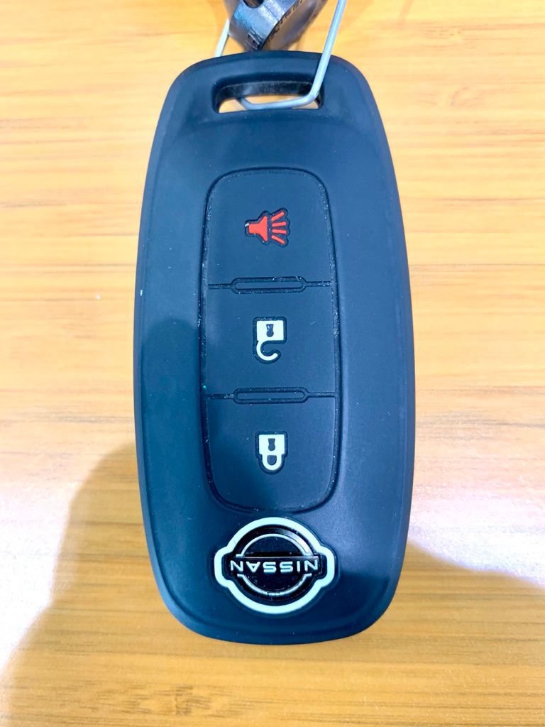 Used 2026 Nissan Rogue S FWD image 48