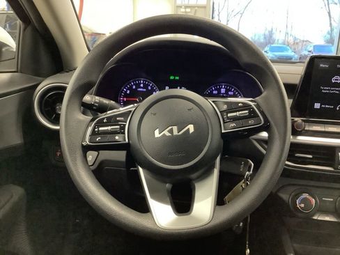 Certified 2023 Kia Forte LXS image 7