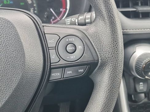 Certified 2024 Toyota RAV4 XLE FWD image 26