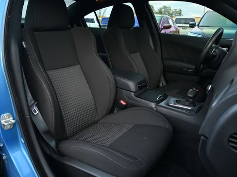 Used 2023 Dodge Charger R/T w/ Blacktop Package image 18