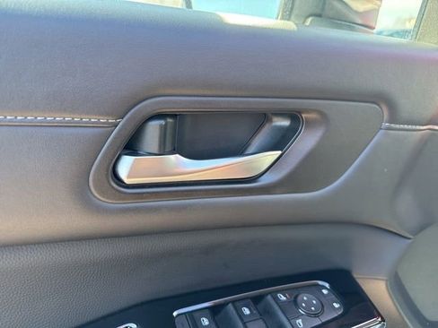 Used 2022 Nissan Pathfinder SL image 26