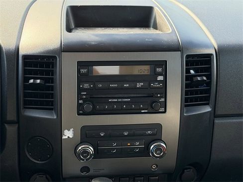 Used 2012 Nissan Titan SV w/ SV Value Truck Pkg image 15