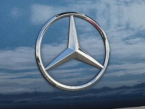 Used 2023 Mercedes-Benz GLB 250 image 12