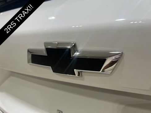 Certified 2025 Chevrolet Trax RS image 28