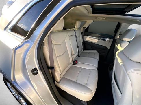 Used 2017 Cadillac XT5 Premium Luxury image 27