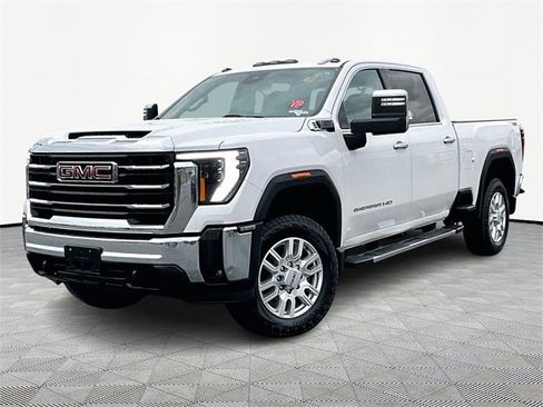 Used 2024 GMC Sierra 2500 SLT image 3