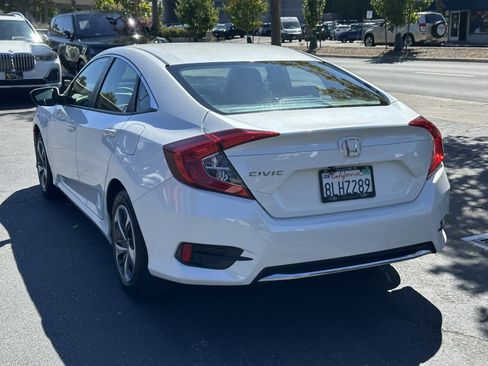 Used 2019 Honda Civic LX image 11