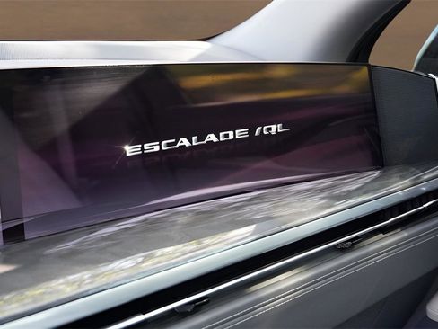 New 2026 Cadillac Escalade IQL Sport 1 w/ LPO, ONYX Package image 21