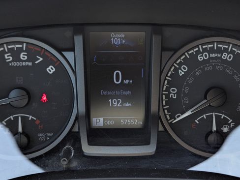 Used 2020 Toyota Tacoma TRD Off-Road w/ TRD Premium Off Road Package AWD/4WD image 12