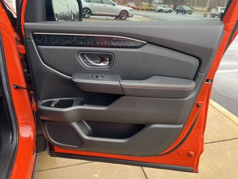 Certified 2026 Honda Passport TrailSport Elite image 30