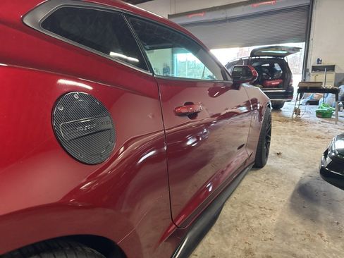 Used 2016 Chevrolet Camaro SS image 9