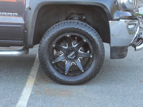 Used 2016 GMC Sierra 1500 SLE w/ SLE Value Package AWD/4WD image 32