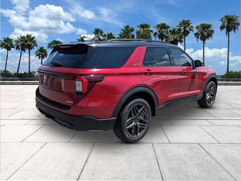 New 2025 Ford Explorer ST-Line w/ Premium Package image 8