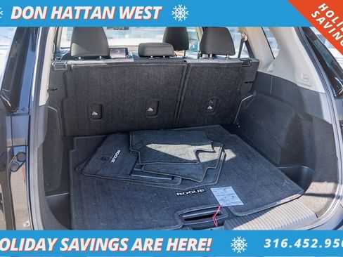 Used 2023 Nissan Rogue SV image 28