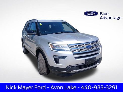 Certified 2018 Ford Explorer XLT w/ Equipment Group 202A AWD/4WD image 1