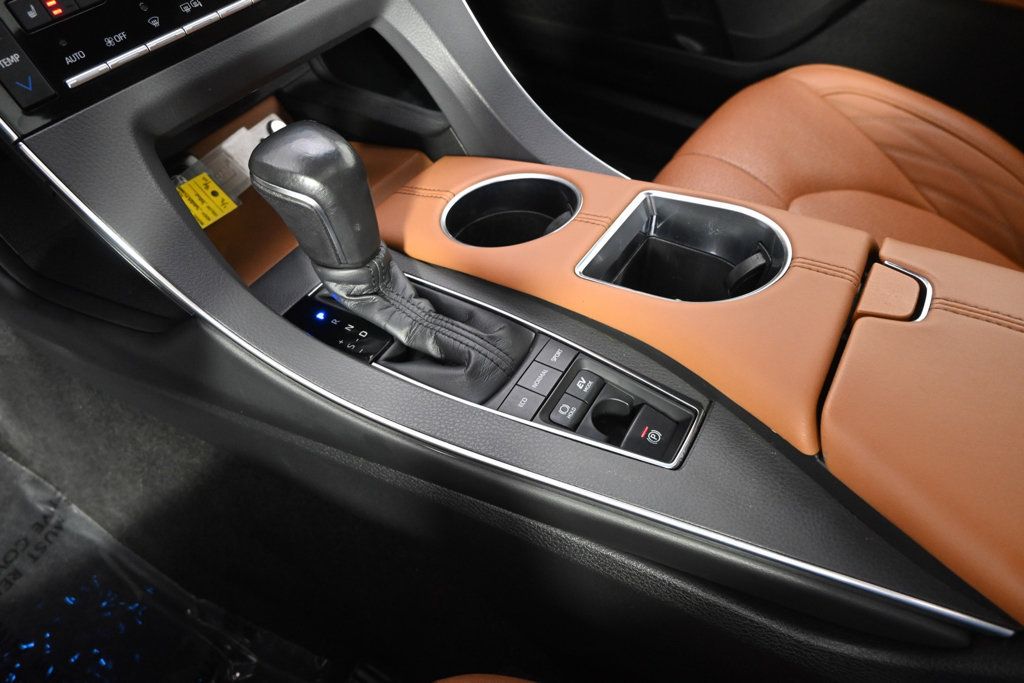 Used 2020 Toyota Avalon Limited w/ Advanced Safety Package FWD image 32