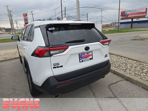 Used 2024 Toyota RAV4 XLE w/ Weather Package image 4