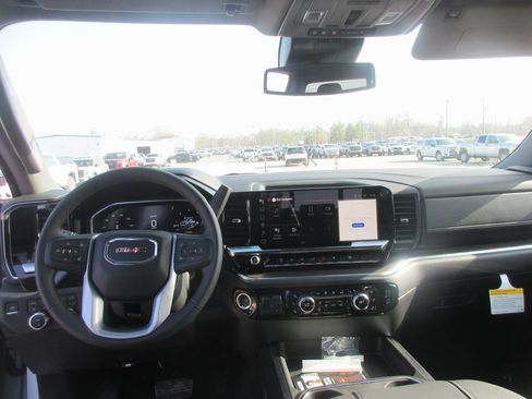 New 2026 GMC Sierra 3500 SLT w/ SLT Premium Package image 14