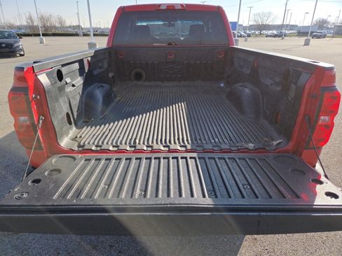 Used 2018 Chevrolet Silverado 1500 LT w/ All Star Edition image 19