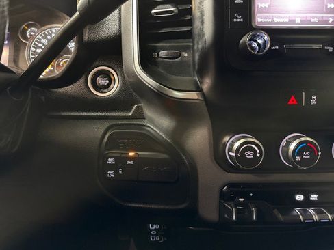 Used 2021 RAM 3500 Big Horn image 25