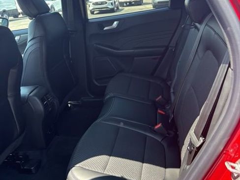 New 2024 Ford Escape SE image 12