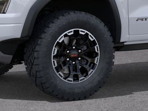 New 2026 GMC Canyon AT4 AWD/4WD image 9
