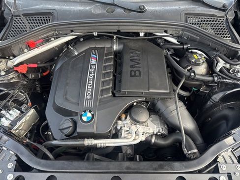Used 2018 BMW X4 M40i image 30