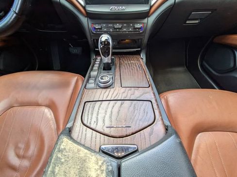 Used 2017 Maserati Ghibli S Q4 AWD/4WD image 18