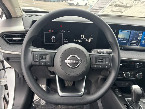 New 2026 Nissan Kicks S image 18