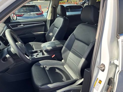 Used 2022 Volkswagen Atlas SE AWD/4WD image 16