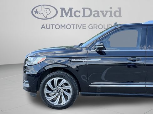 Certified 2023 Lincoln Navigator Reserve AWD/4WD image 33