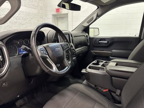 Used 2020 Chevrolet Silverado 1500 LT Trail Boss w/ Convenience Package image 17