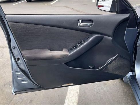 Used 2010 Nissan Altima 2.5 S w/ Convenience Pkg image 23