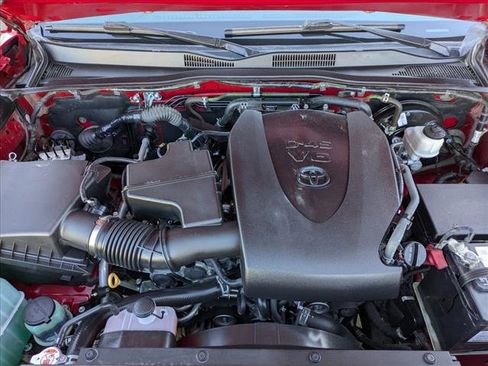 Used 2022 Toyota Tacoma SR image 22