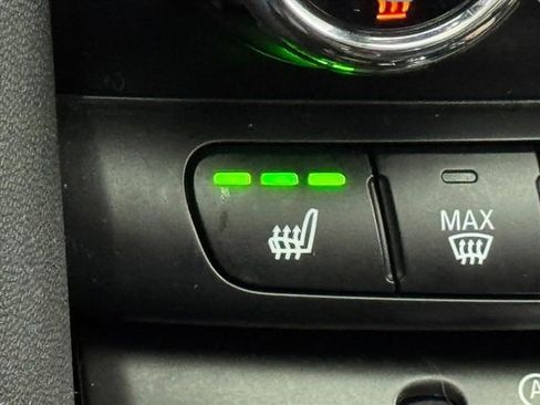 Used 2023 MINI Cooper S image 17