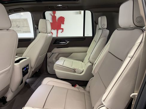 New 2026 GMC Yukon XL Denali w/ Sun & Power Step Package image 13