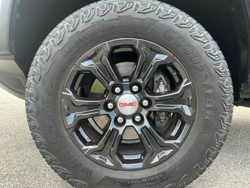 Used 2023 GMC Canyon Elevation w/ Convenience Package RWD image 14