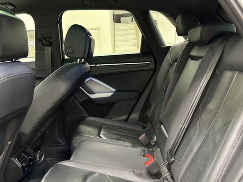 Used 2022 Audi Q3 2.0T Premium image 15