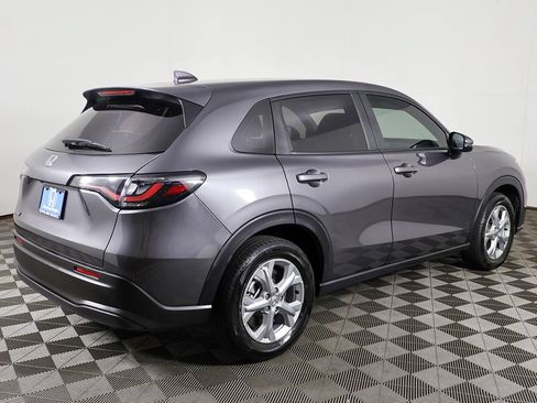 Used 2025 Honda HR-V LX image 7