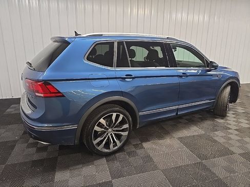 Used 2020 Volkswagen Tiguan SEL Premium R-Line w/ 3rd Row Seat Package AWD/4WD image 3