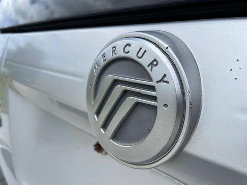 Used 2010 Mercury Mariner Premier AWD/4WD image 11