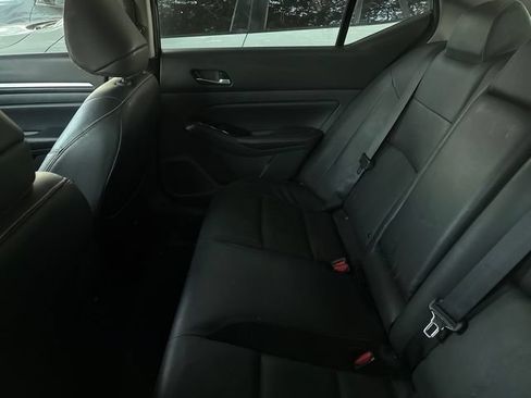 Certified 2024 Nissan Altima 2.5 SR w/ SR Premium Package FWD image 8