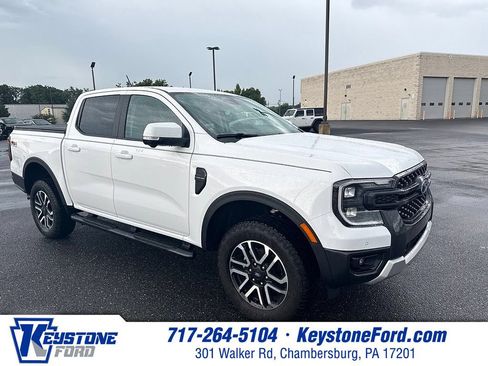 Used 2025 Ford Ranger Lariat w/ FX4 Off-Road Package AWD/4WD image 1