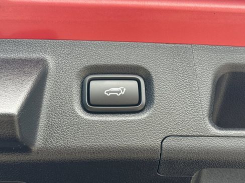 Used 2023 Hyundai Santa Fe SEL w/ Premium Package image 11