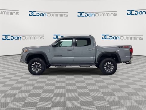 Used 2019 Toyota Tacoma TRD Off-Road image 5